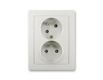 Zsuvka dvojnsobn s ochr. kolky, s clonkami, s natoenou dutinou ABB Swing 5513J-C02357 S1 - svtle ed