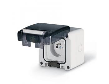 PROTECTA IP66 - zsuvka 16A,250V Scame 137.6411