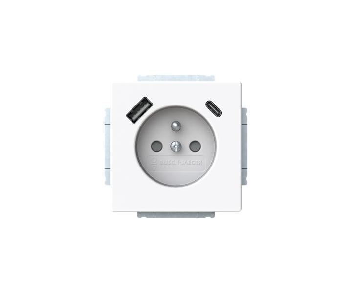 Zsuvka 1nsobn s kolkem, s clonkami, s nabjenm USB-A, USB-C ABB Future 2CKA002017A1916 - studio bl