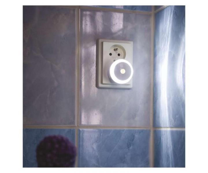 LED non svtlo P3306 s fotosenzorem do zsuvky Emos P3306
